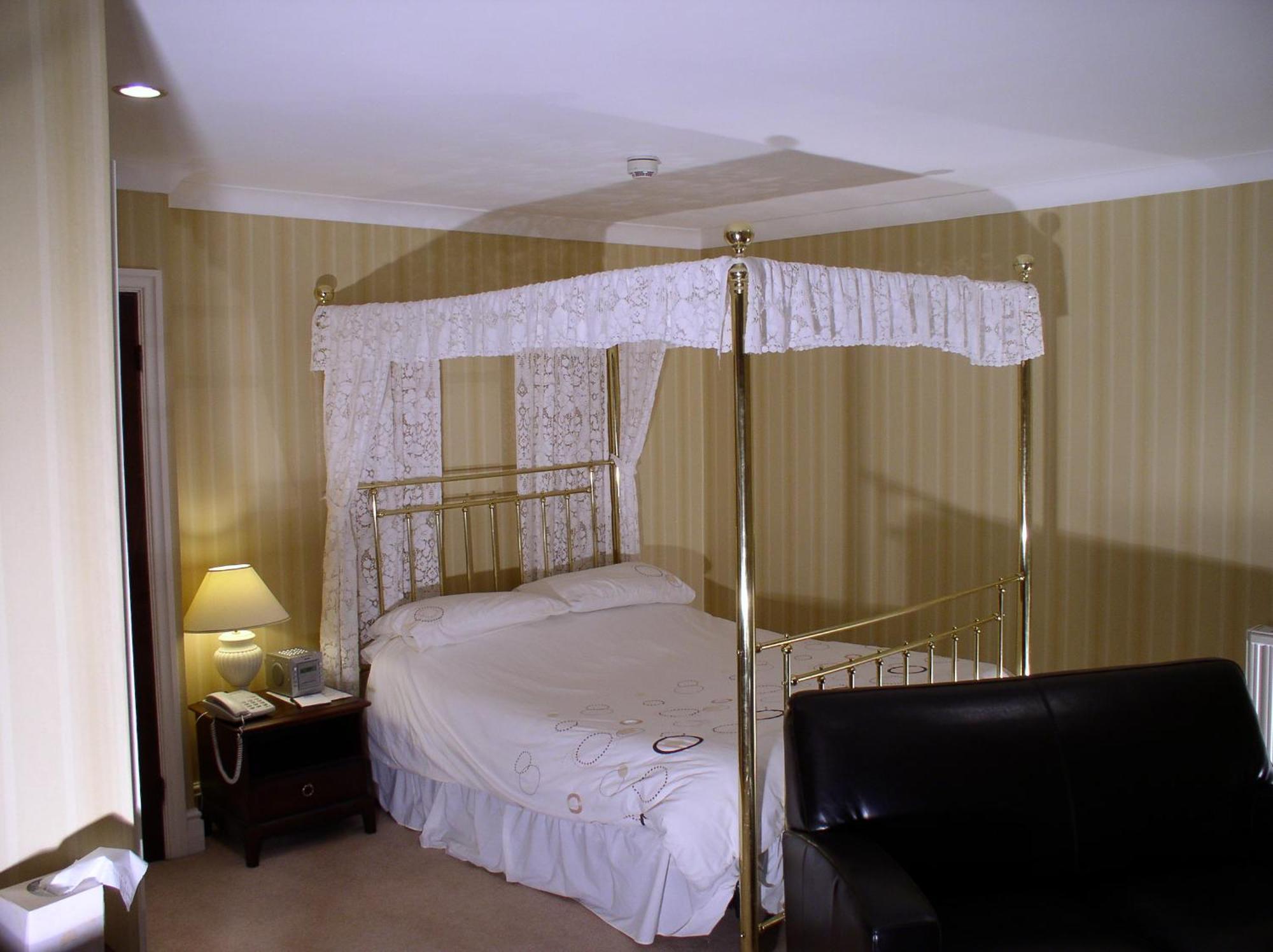 Oakwood Hall Hotel بنغلي المظهر الخارجي الصورة